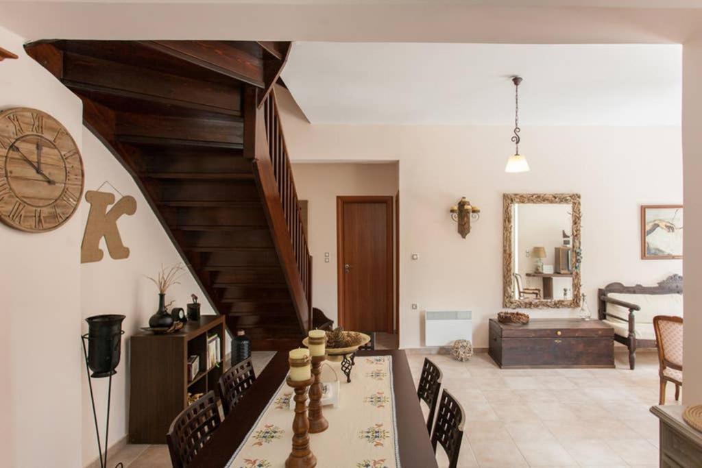 Nikolis Vacation House Vríszesz Kültér fotó